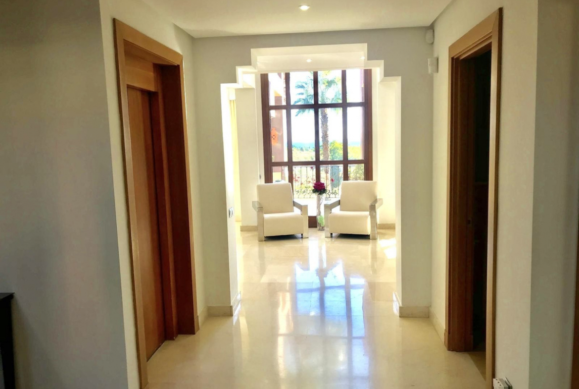 Marbella Golden Mile Marbella villa 6 Bedrooms