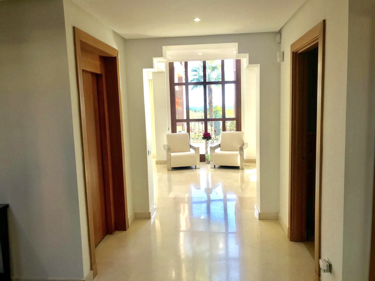 Marbella Golden Mile Marbella villa 6 Bedrooms