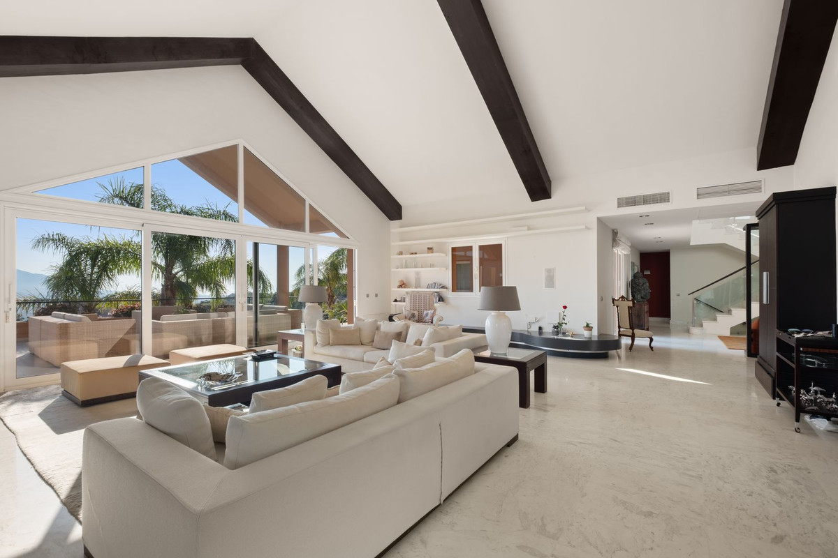 La Mairena Marbella villa 5 Bedrooms