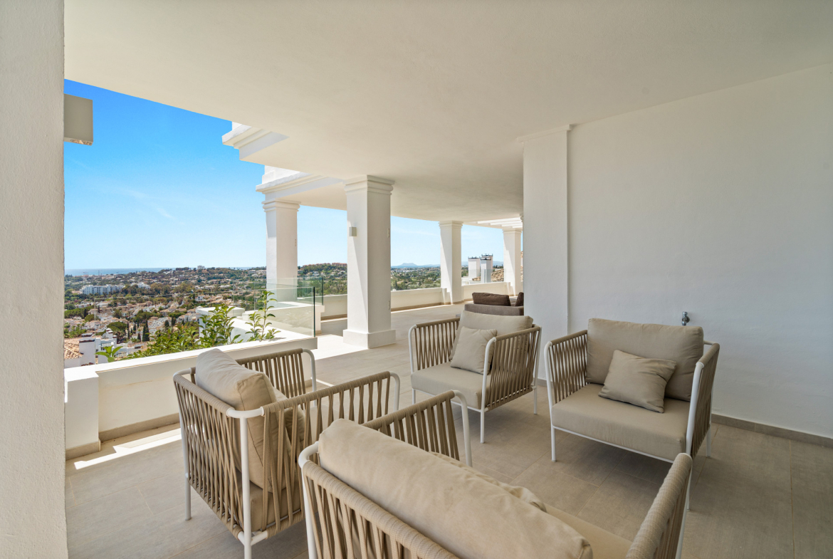 Nueva Andalucia Marbella apartment 5 Bedrooms