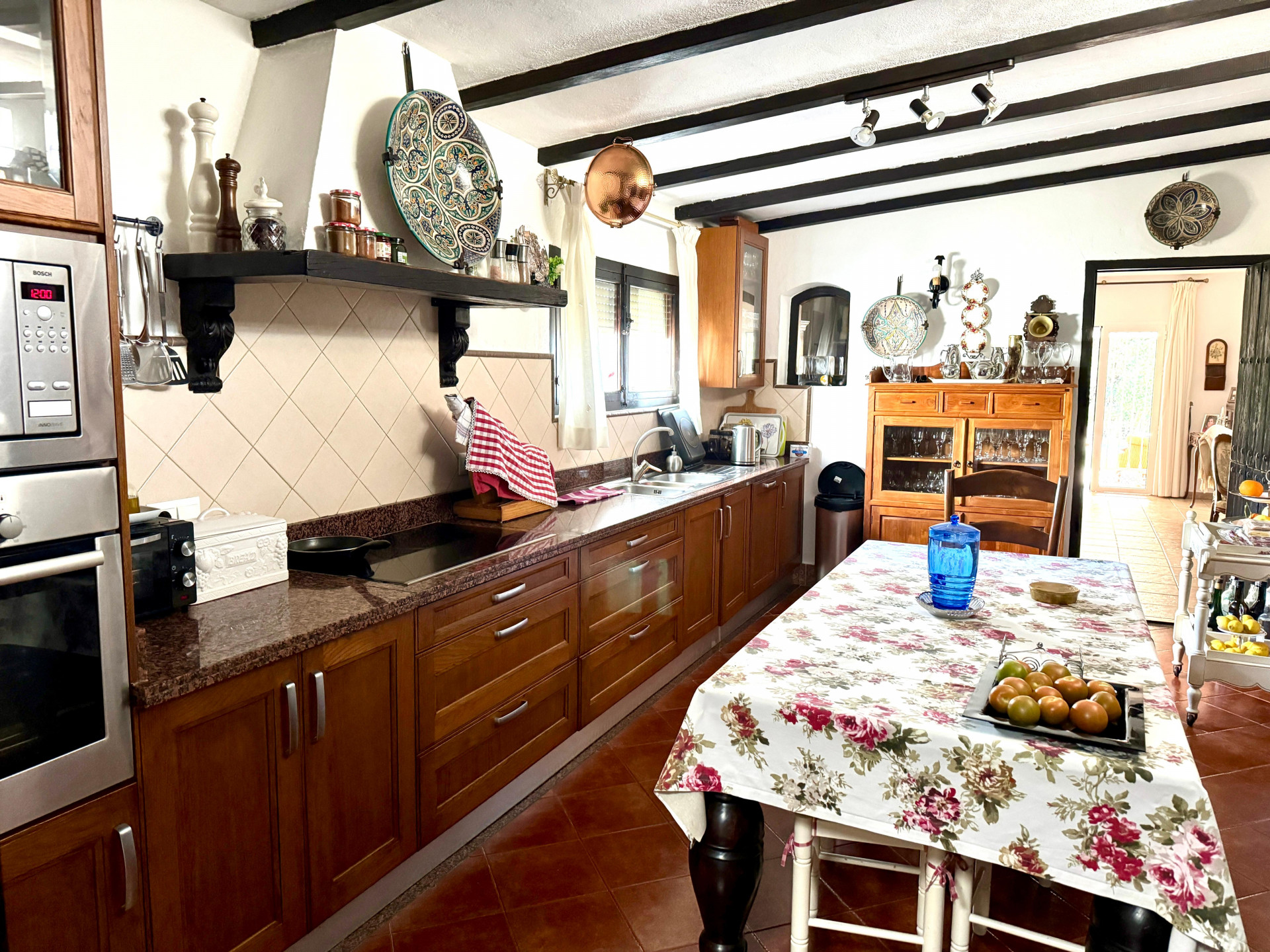 luxo-estate-5 San Pedro Alcantara villa 4 Bedrooms