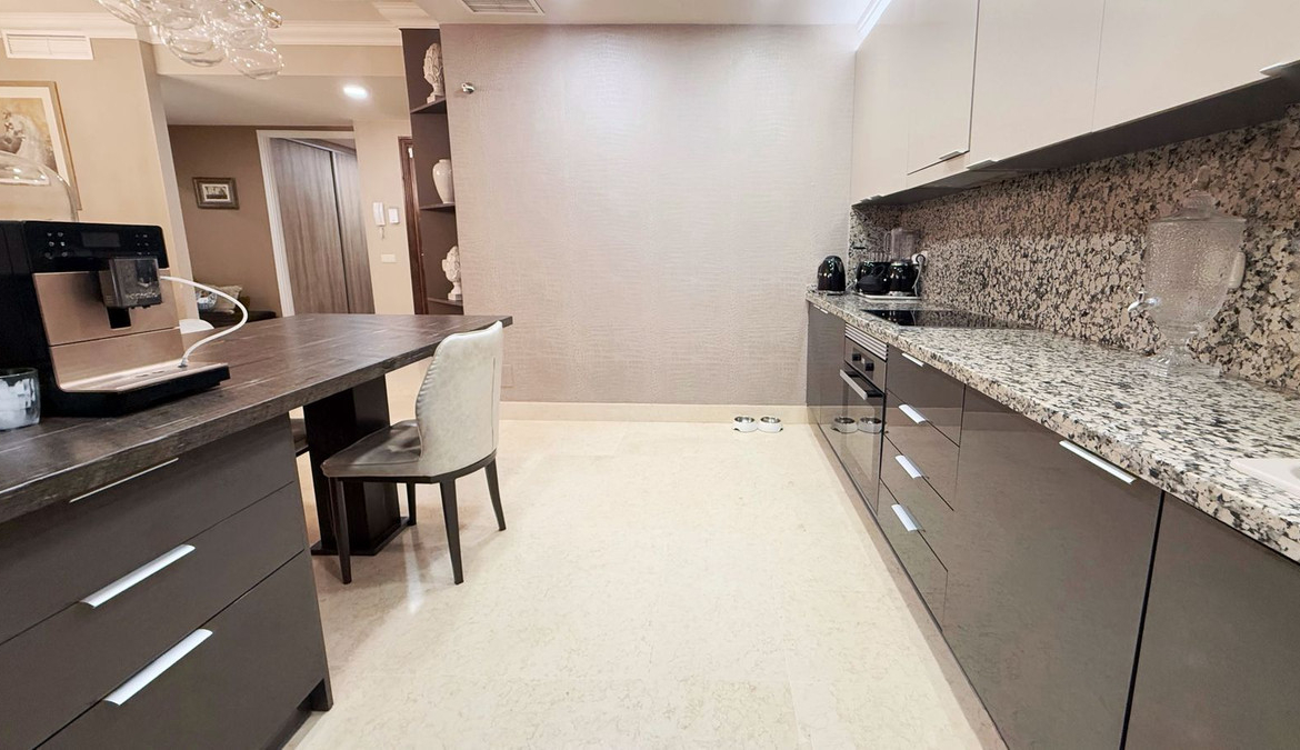 Benahavis apartment 5 Bedrooms
