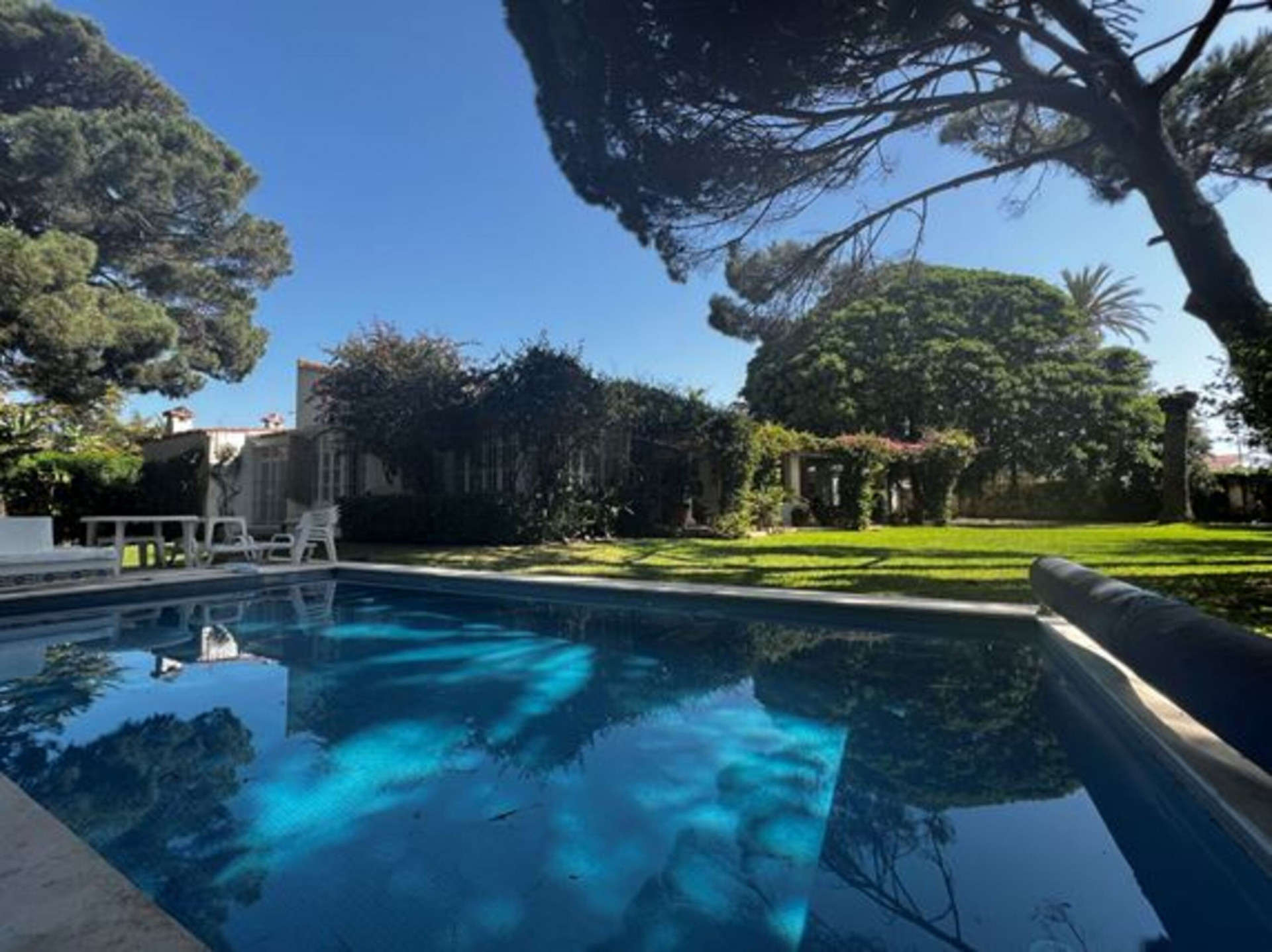 Estepona villa 7 Bedrooms