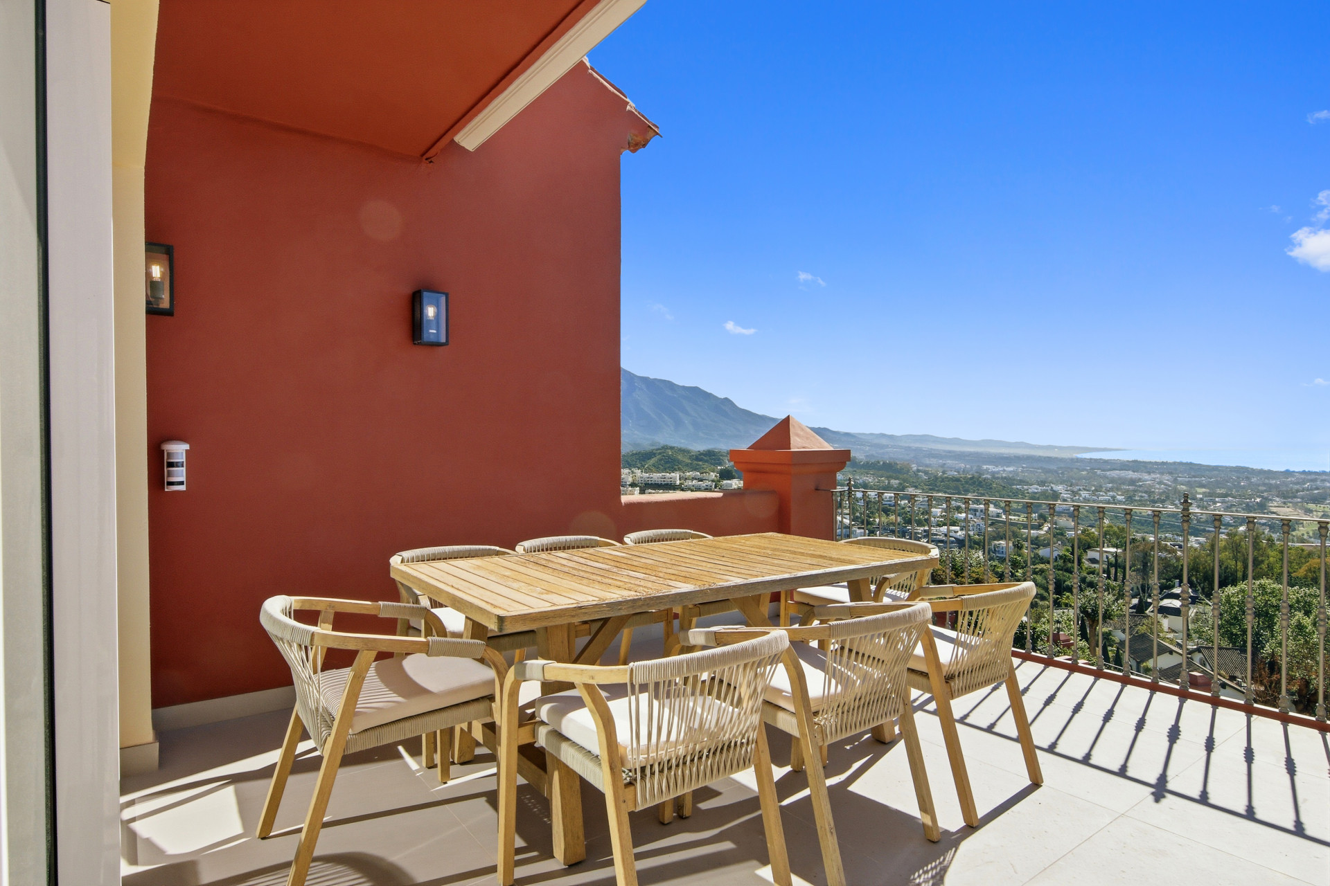Monte Halcones Benahavis penthouse 4 Bedrooms