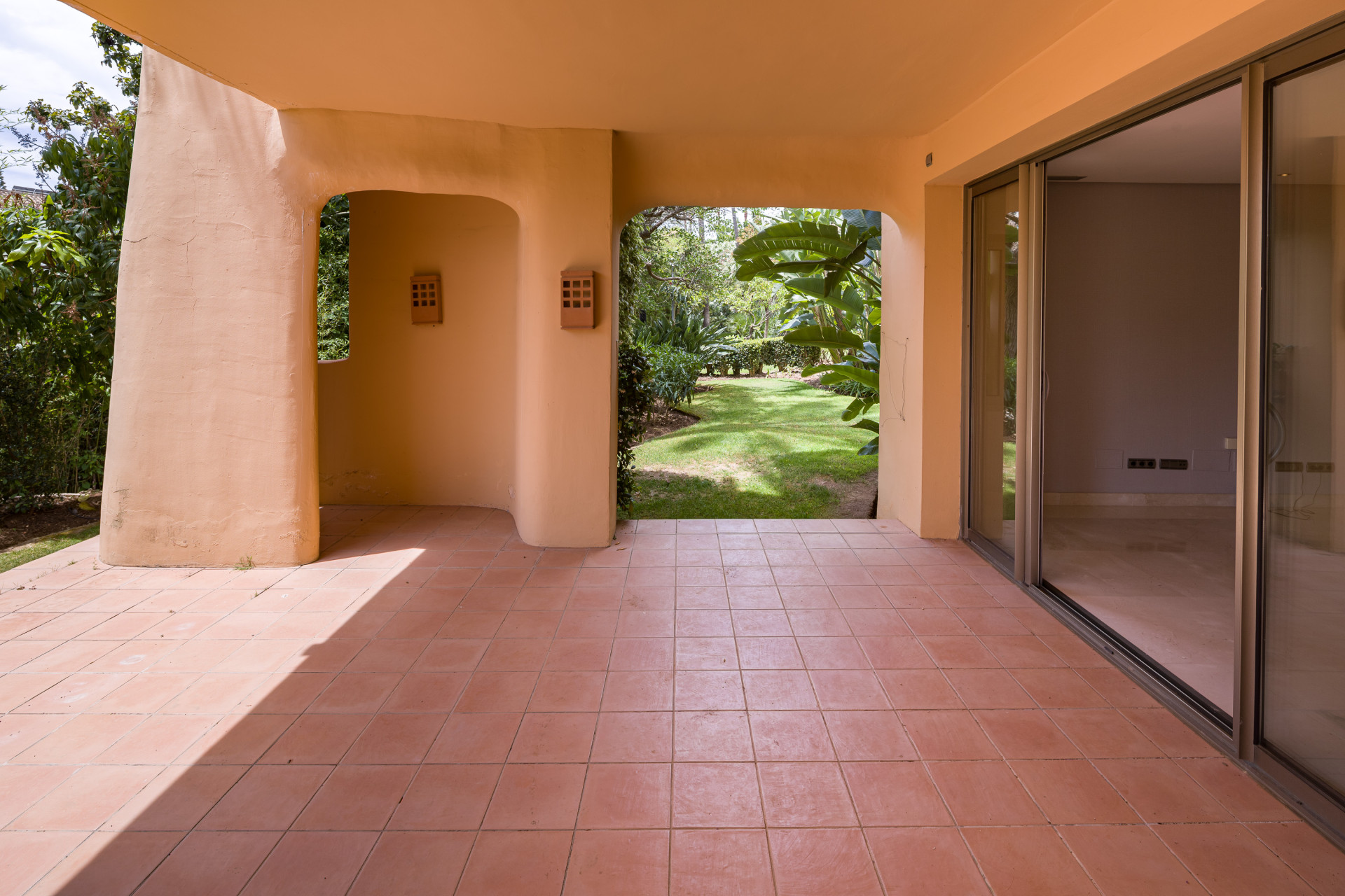 luxo-estate-5 Sierra Blanca Marbella apartment 2 Bedrooms