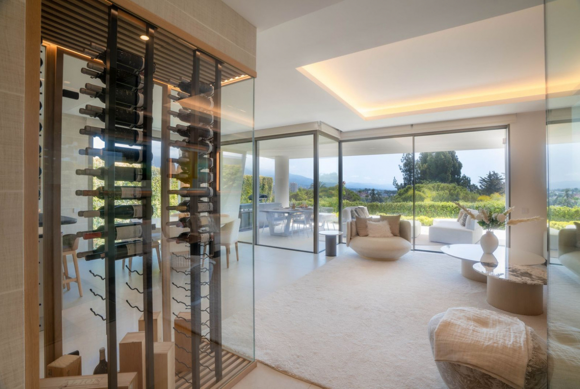 Nueva Andalucia Marbella villa 3 Bedrooms