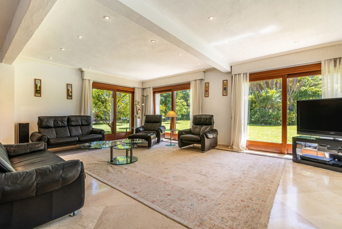 Cancelada Estepona villa 5 Bedrooms