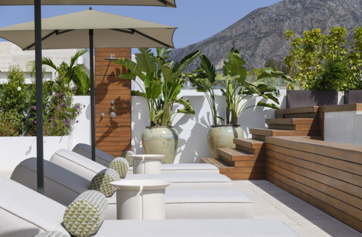 luxo-estate-5 Marbella penthouse 4 Bedrooms
