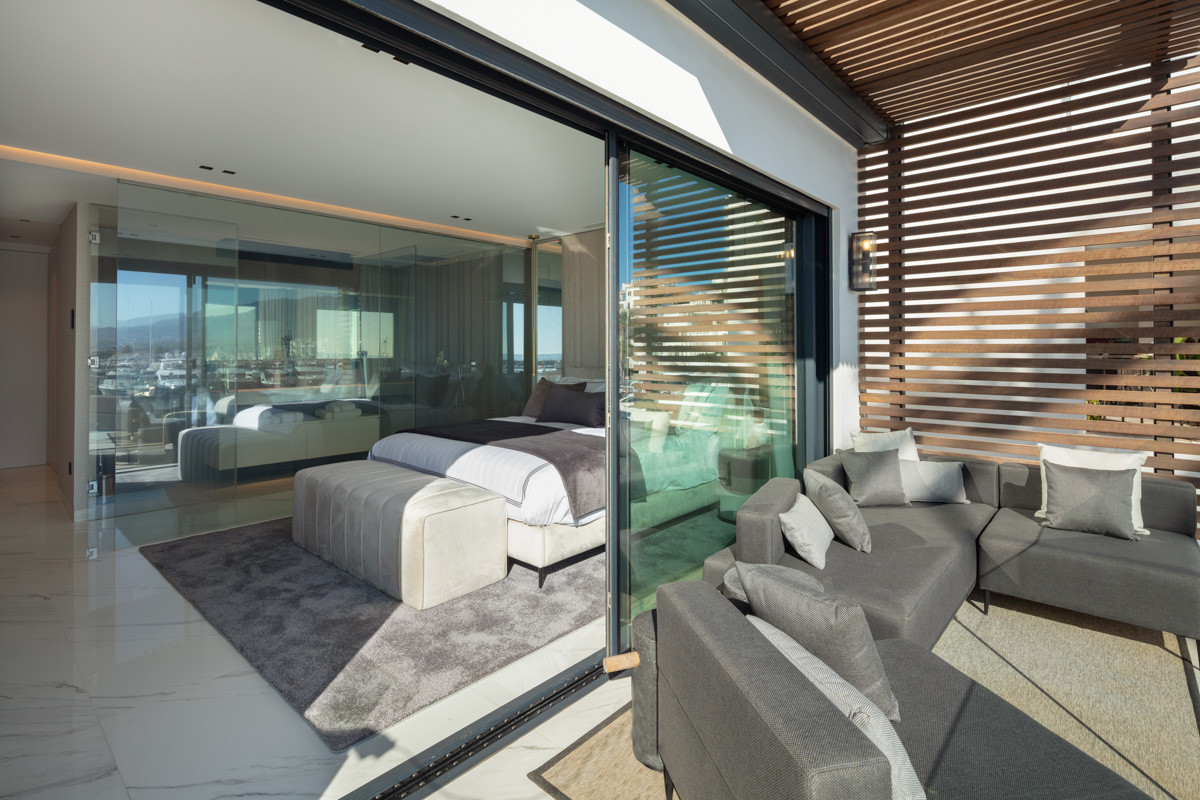 Puerto Banus Marbella apartment 3 Bedrooms