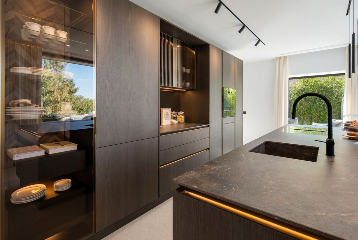 Benahavis villa 6 Bedrooms