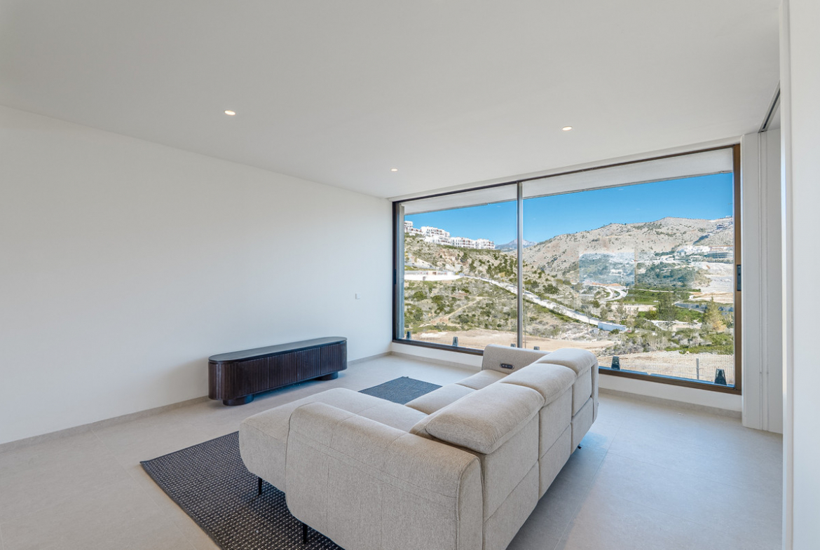 Benahavis apartment 4 Bedrooms