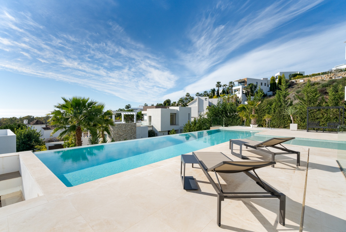La Alqueria Benahavis villa 5 Bedrooms