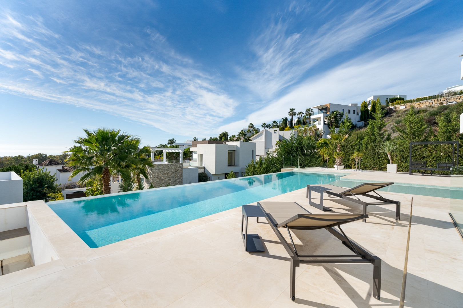 La Alqueria Benahavis villa 5 Bedrooms