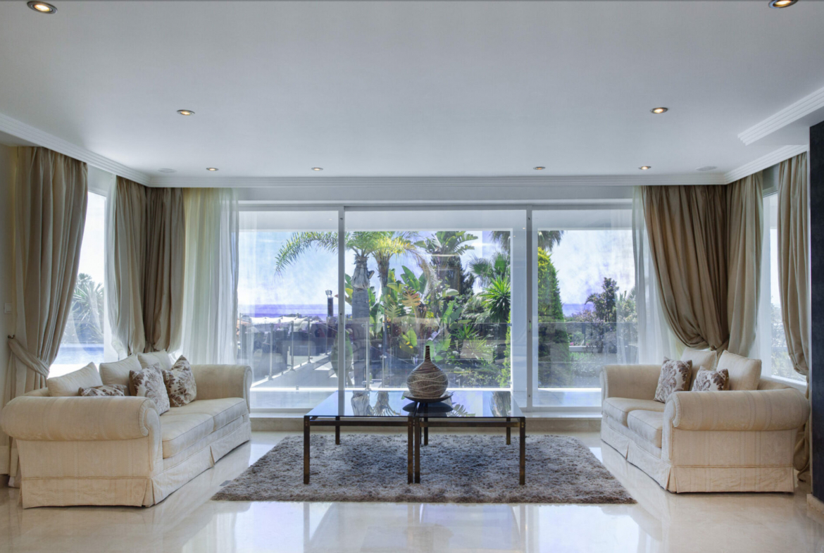 Elviria Marbella villa 8 Bedrooms