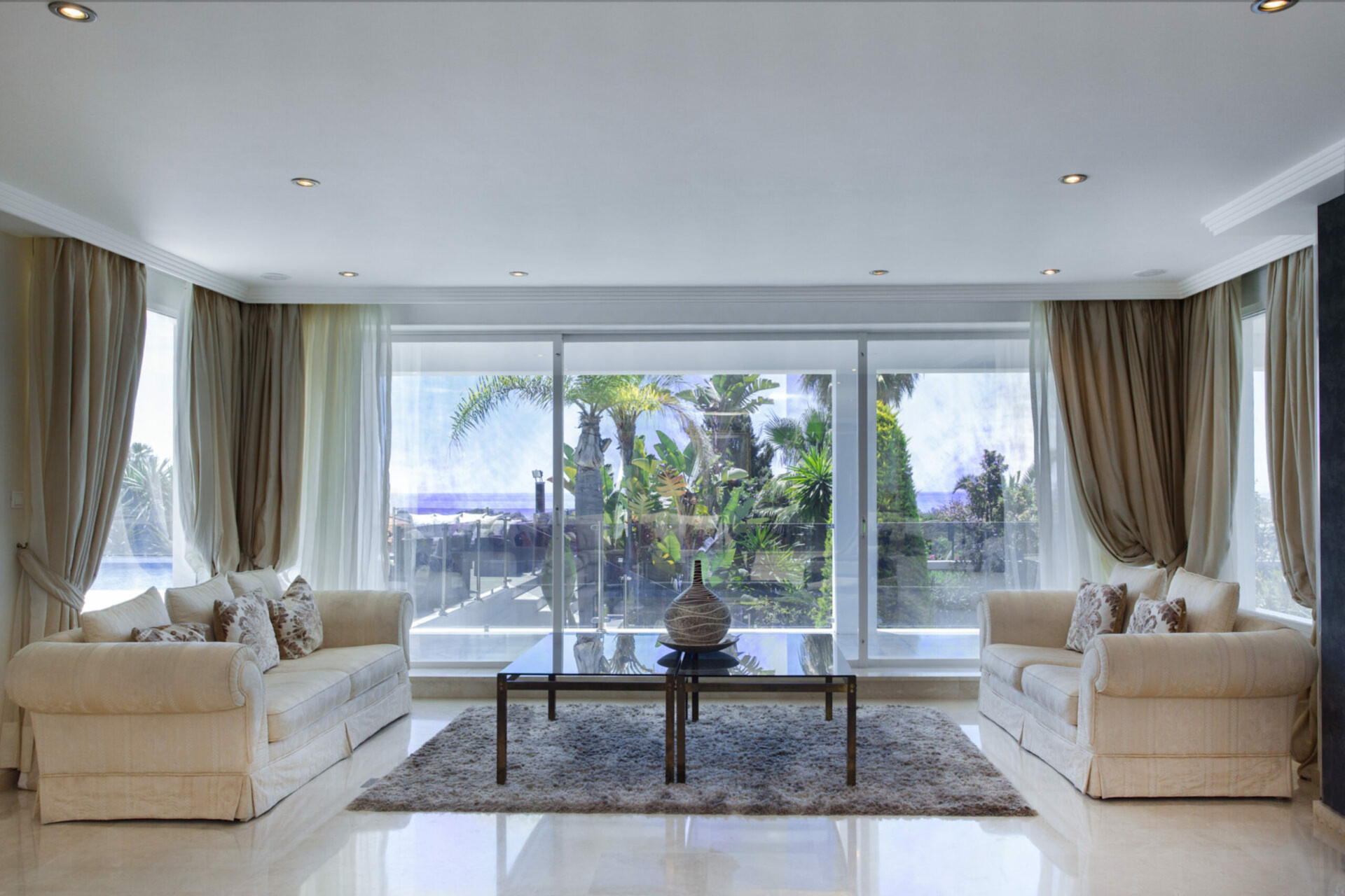 Elviria Marbella villa 8 Bedrooms