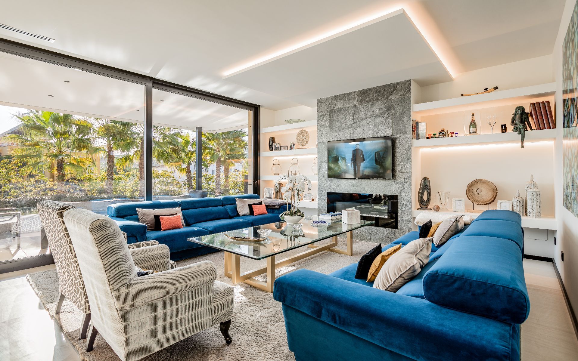 Nueva Andalucia Marbella villa 6 Bedrooms