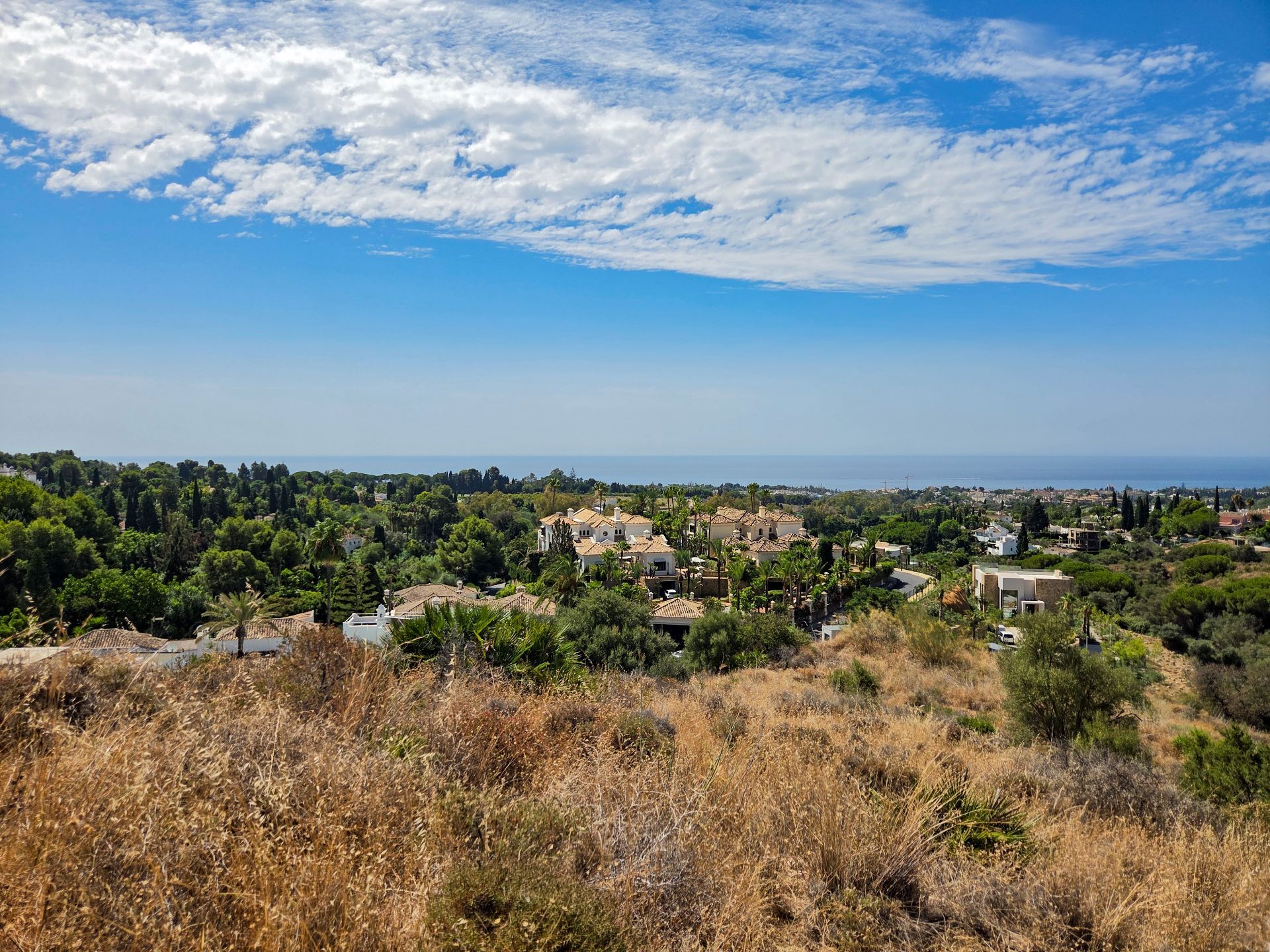 luxo-estate-5 Marbella plot Bedrooms