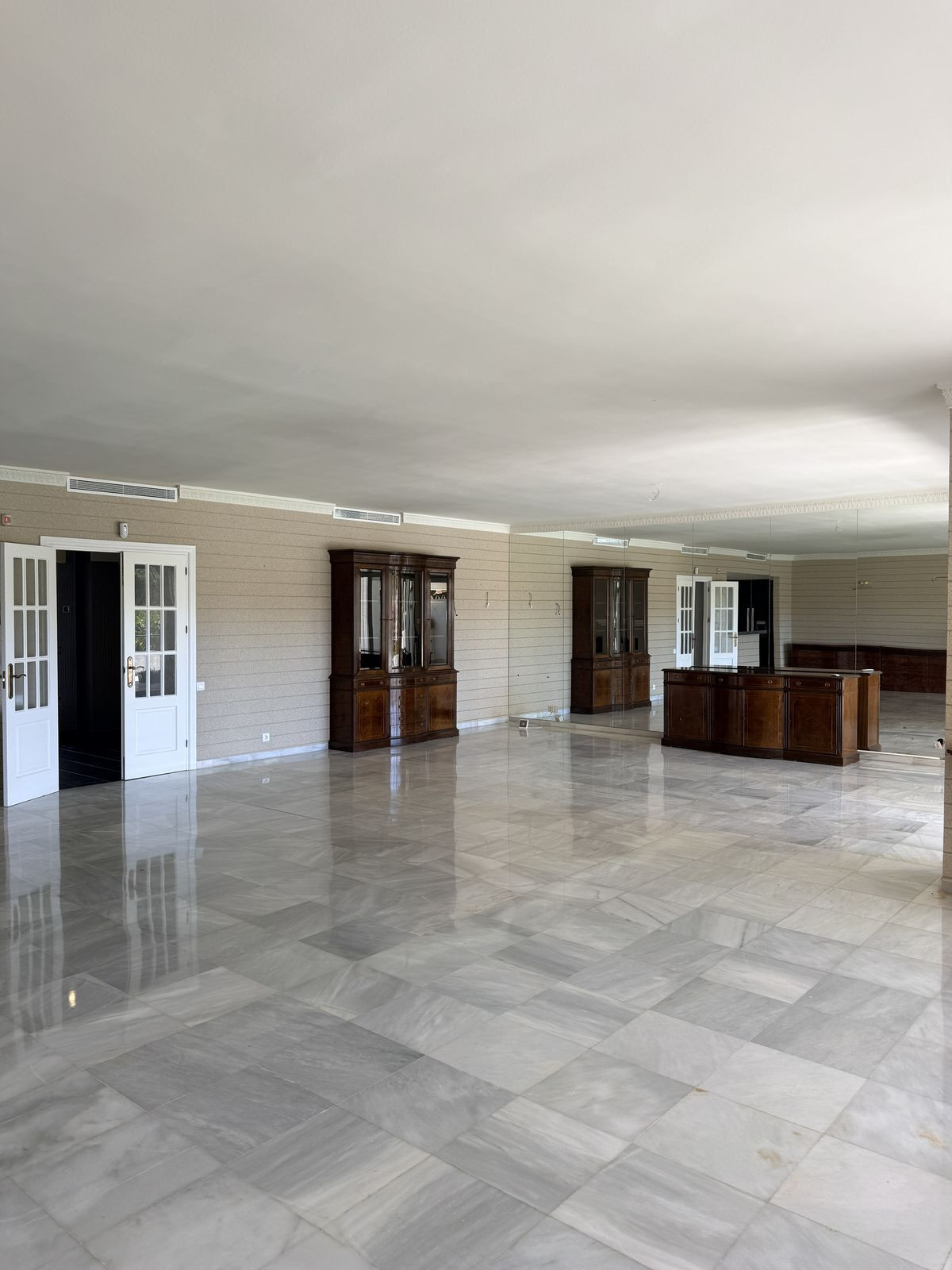 New Golden Mile Estepona apartment 3 Bedrooms