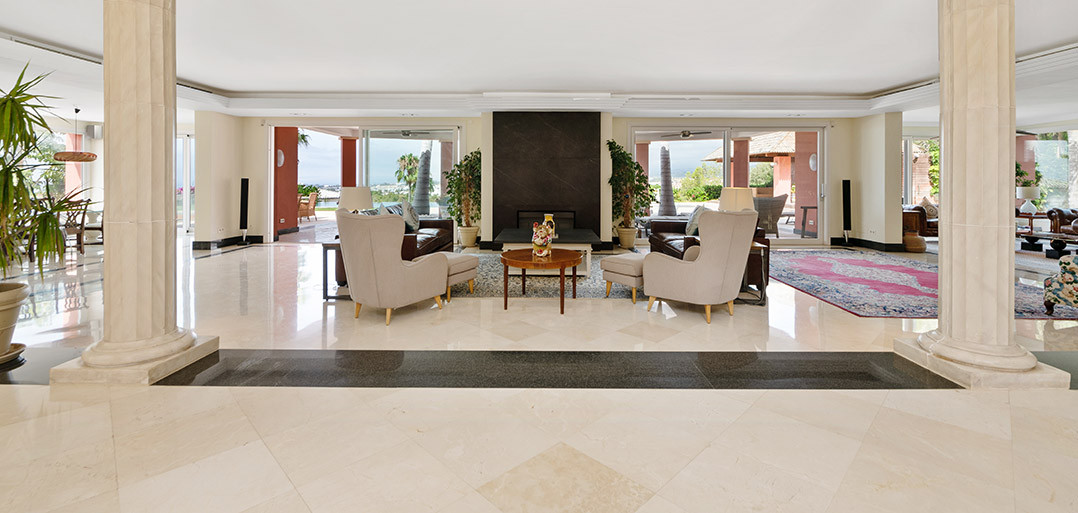 Estepona villa 8 Bedrooms