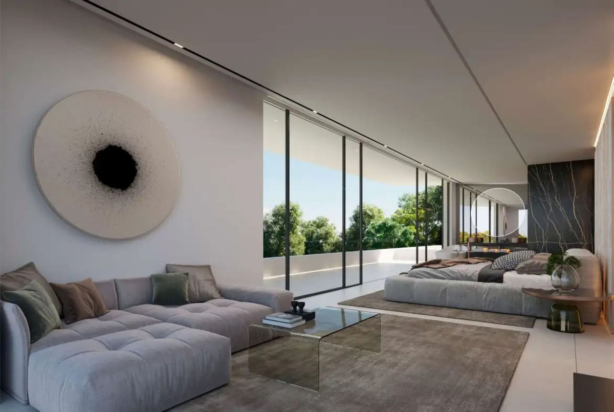 luxo-estate-5 Marbella Golden Mile Marbella villa 5 Bedrooms