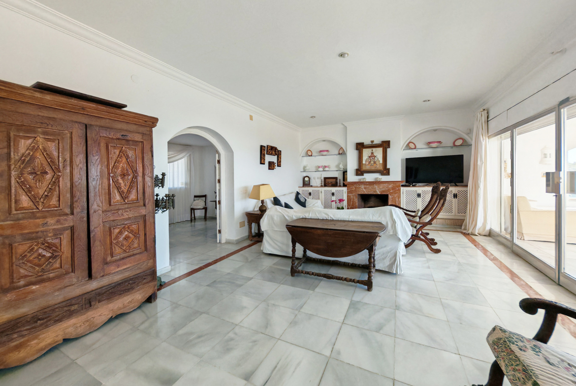 Guadalmina Baja San Pedro Alcantara villa 4 Bedrooms