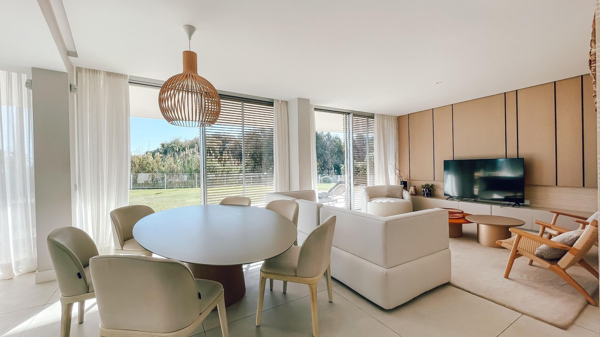 luxo-estate-5 Estepona apartment 3 Bedrooms