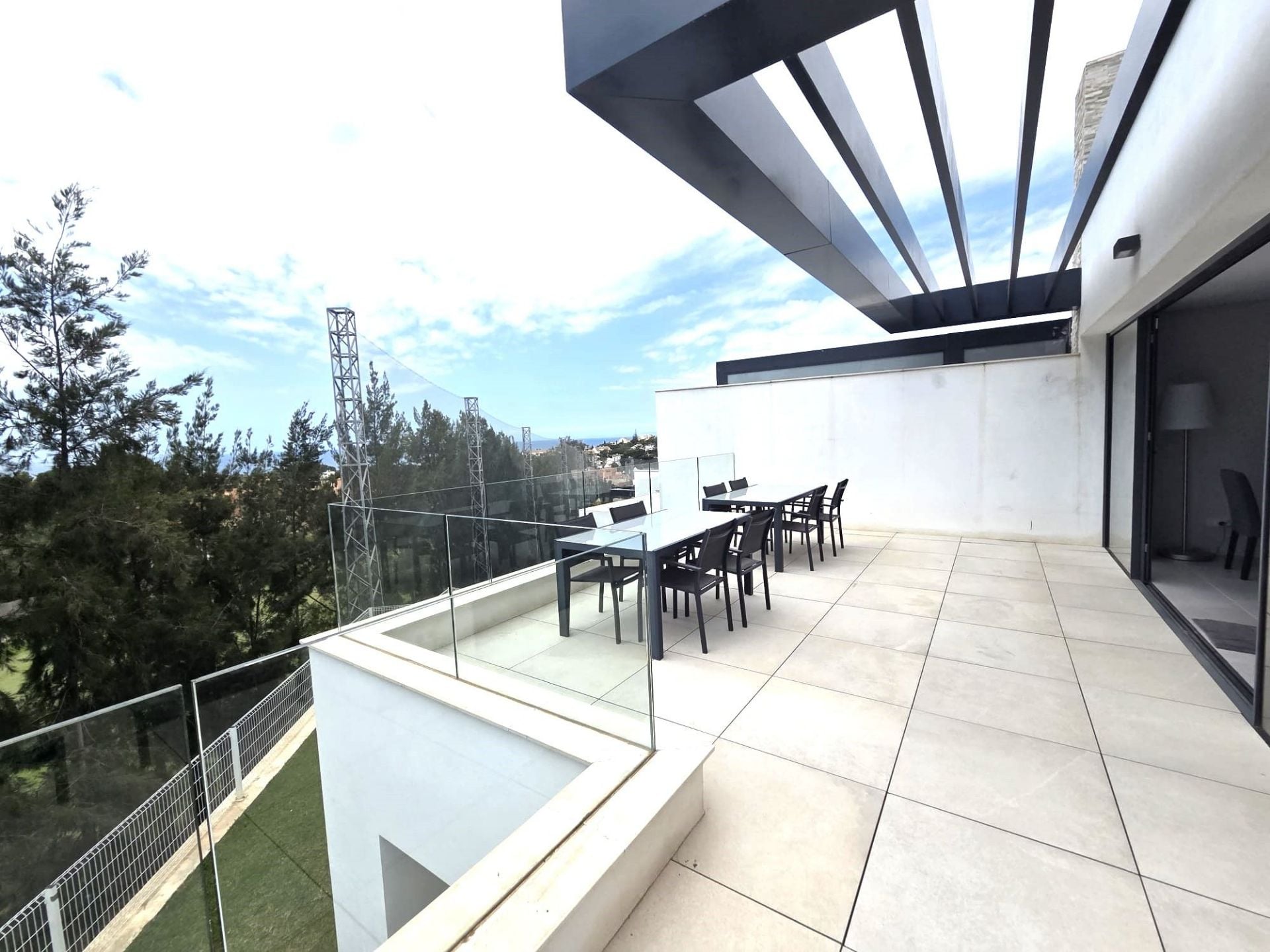 luxo-estate-5 Cabopino Marbella penthouse 4 Bedrooms