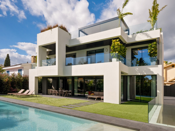 Marbella Golden Mile Marbella villa 5 Bedrooms