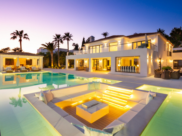 Nueva Andalucia Marbella villa 5 Bedrooms
