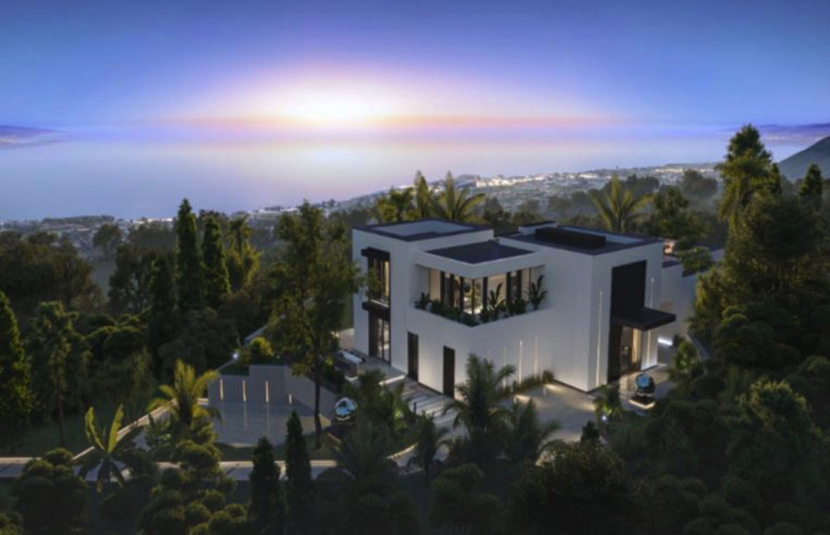 R4433680 Marbella villa 7 Bedrooms