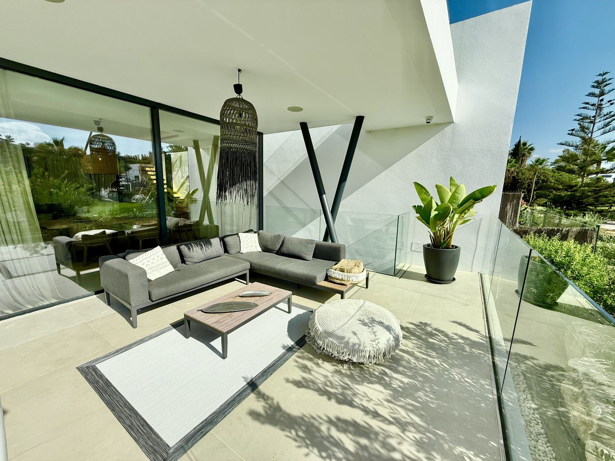Estepona villa 4 Bedrooms