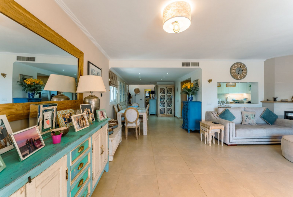 Estepona villa 4 Bedrooms