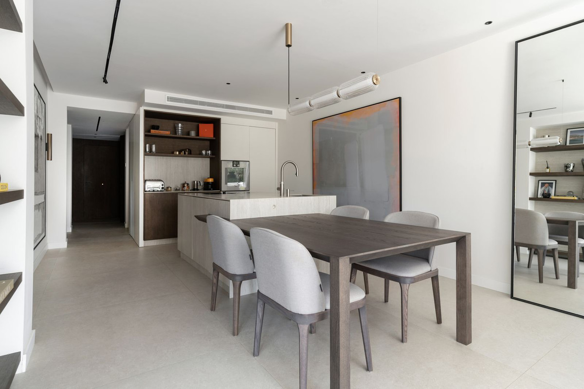 luxo-estate-6 Puerto Banus Marbella penthouse 3 Bedrooms