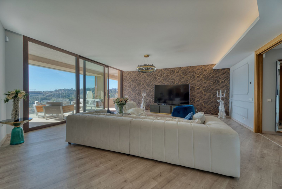 Benahavis apartment 4 Bedrooms
