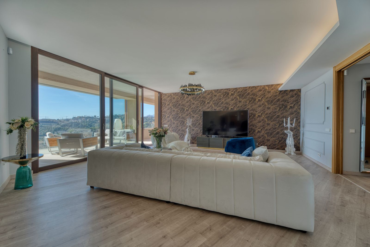 Benahavis apartment 4 Bedrooms