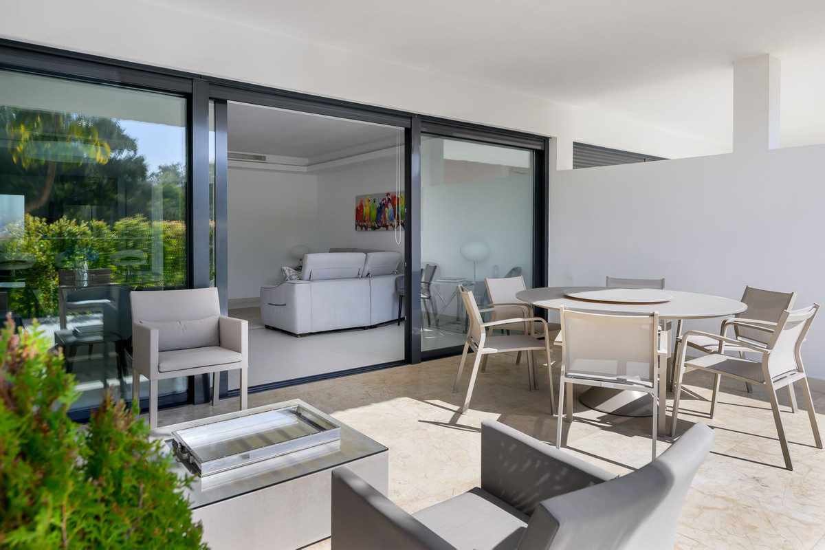 luxo-estate-6 Marbella Golden Mile Marbella townhouse 3 Bedrooms