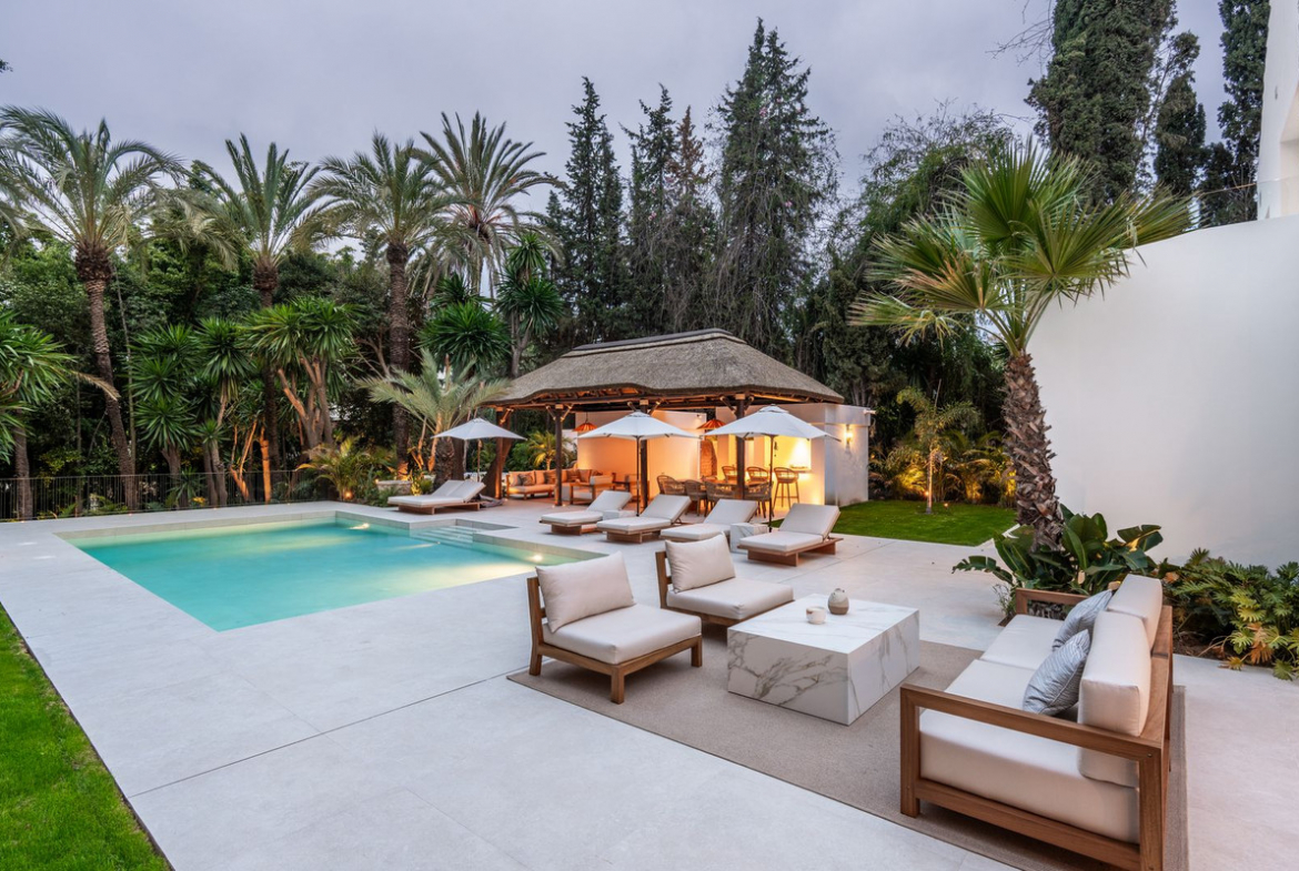 Nueva Andalucia Marbella villa 5 Bedrooms