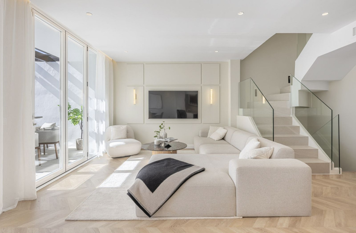 Marbella Golden Mile Marbella townhouse 5 Bedrooms