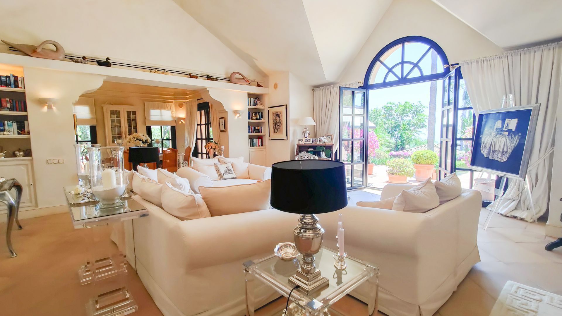 Marbella Golden Mile Marbella villa 3 Bedrooms