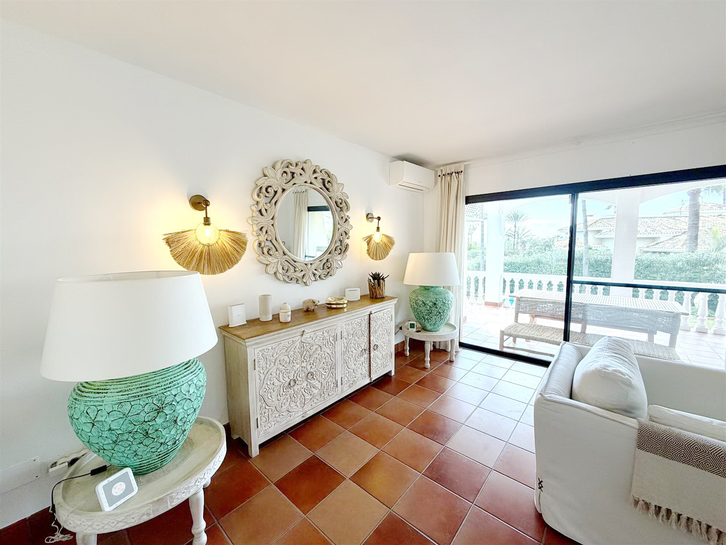 luxo-estate-6 Las Chapas Marbella villa 6 Bedrooms