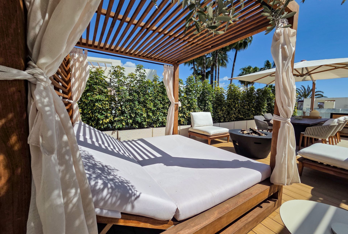 Marbella Golden Mile Marbella villa 4 Bedrooms
