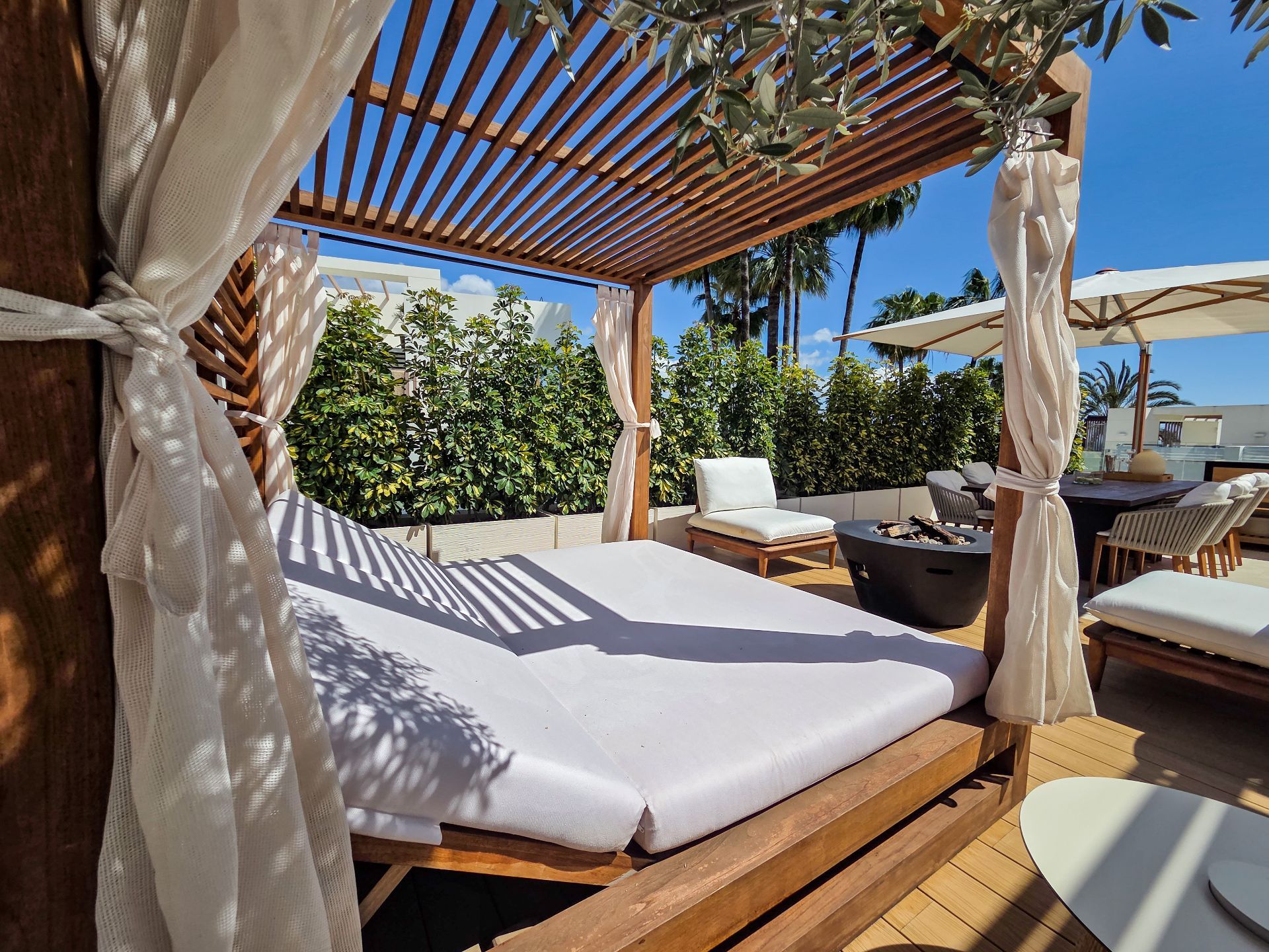 luxo-estate-6 Marbella Golden Mile Marbella villa 4 Bedrooms