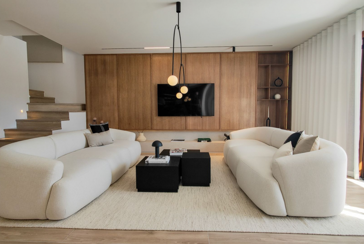 Nueva Andalucia Marbella townhouse 3 Bedrooms