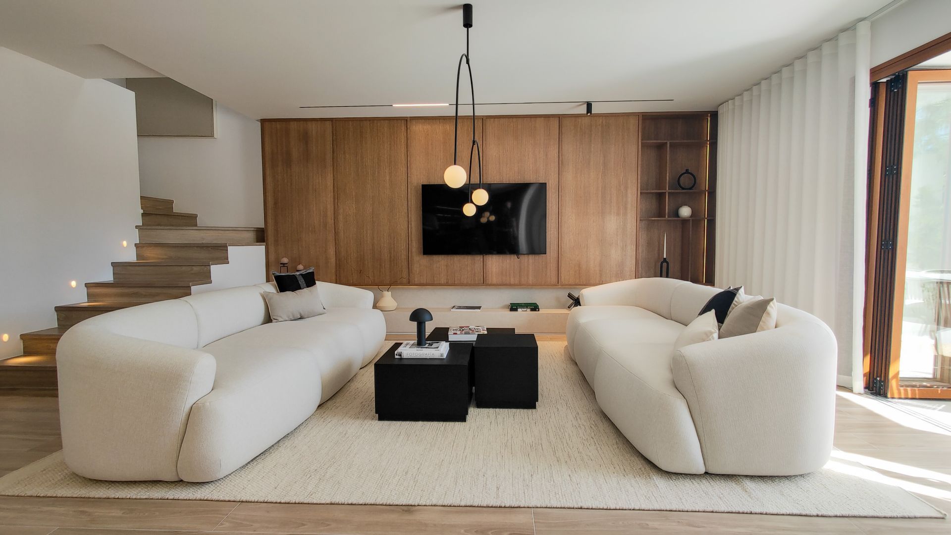 Nueva Andalucia Marbella townhouse 3 Bedrooms