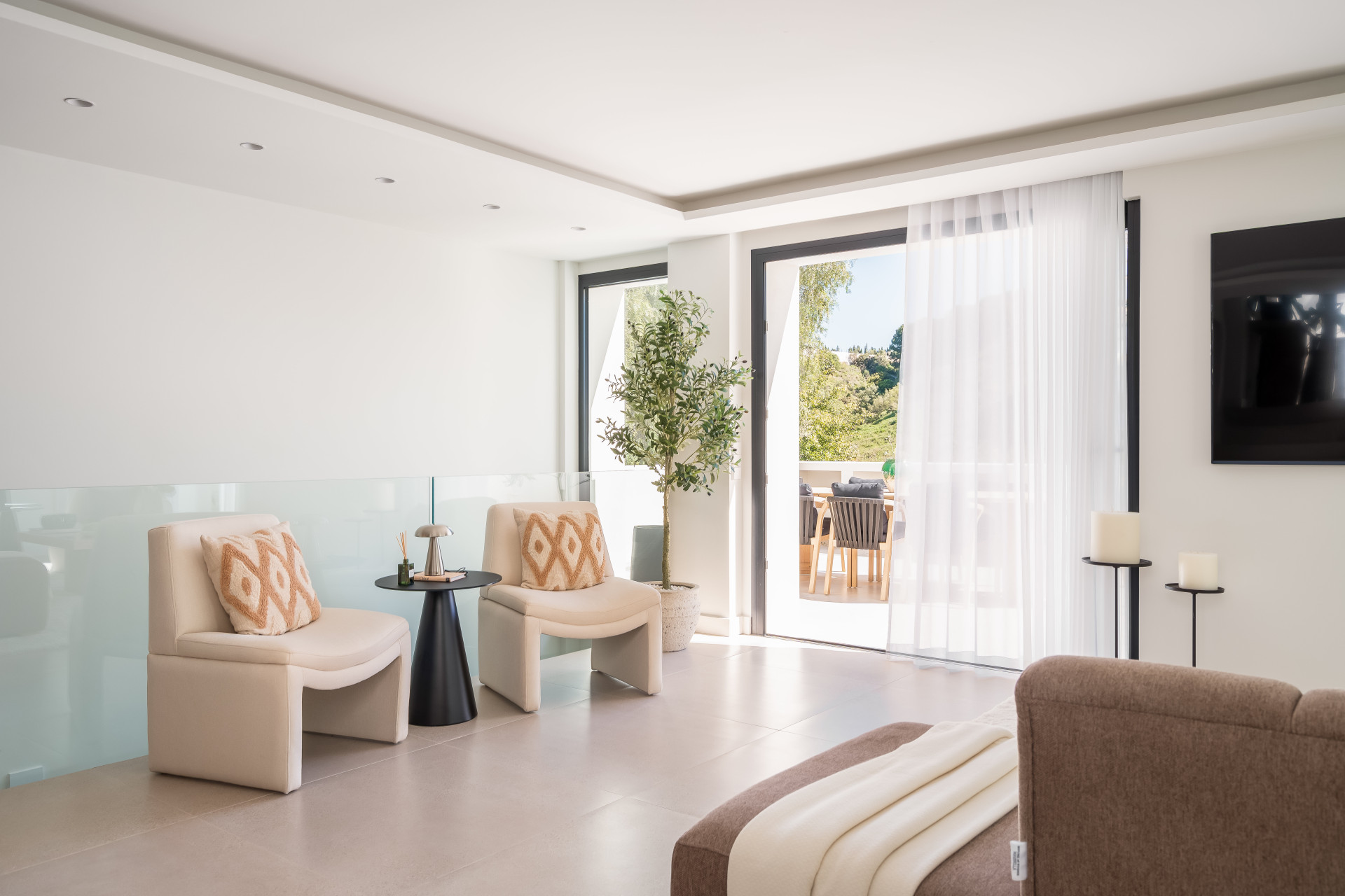Nueva Andalucia Marbella villa 5 Bedrooms