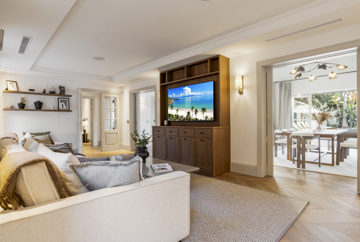 Nueva Andalucia Marbella villa 5 Bedrooms