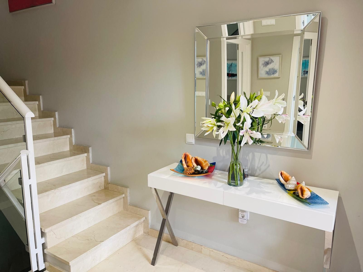 luxo-estate-6 Los Monteros Marbella townhouse 5 Bedrooms