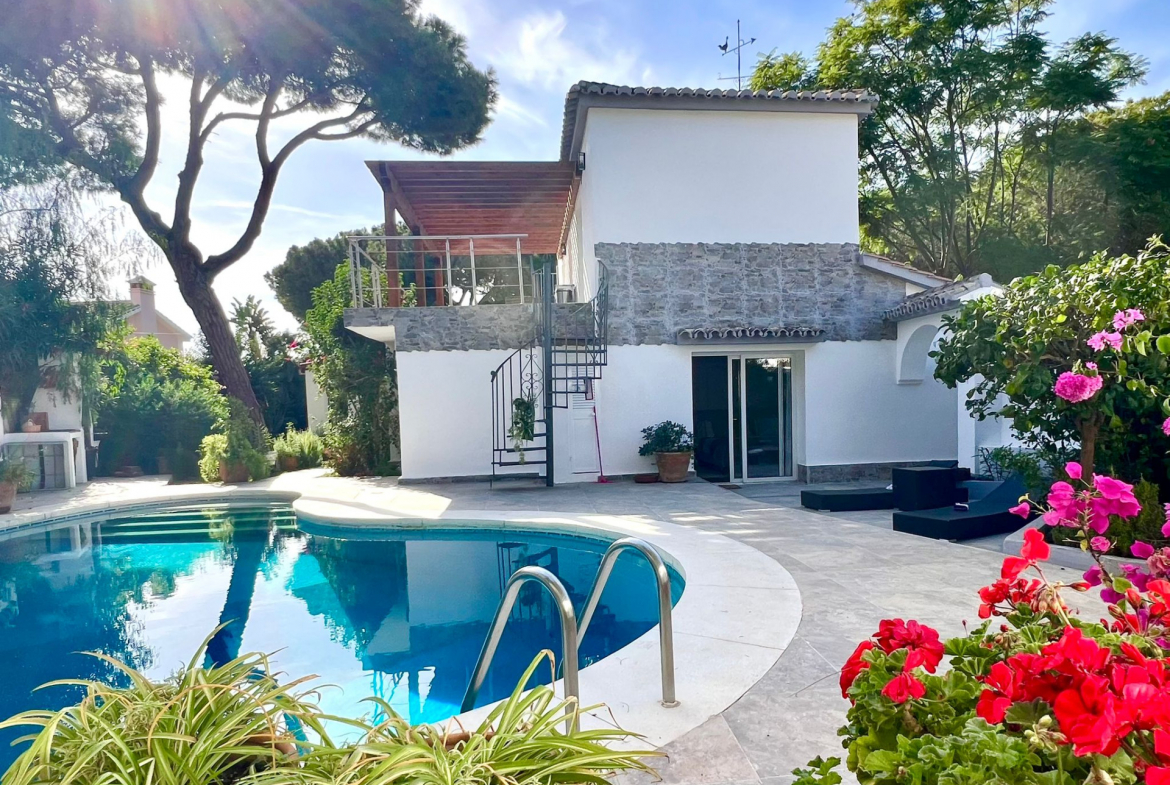 Marbella villa 4 Bedrooms