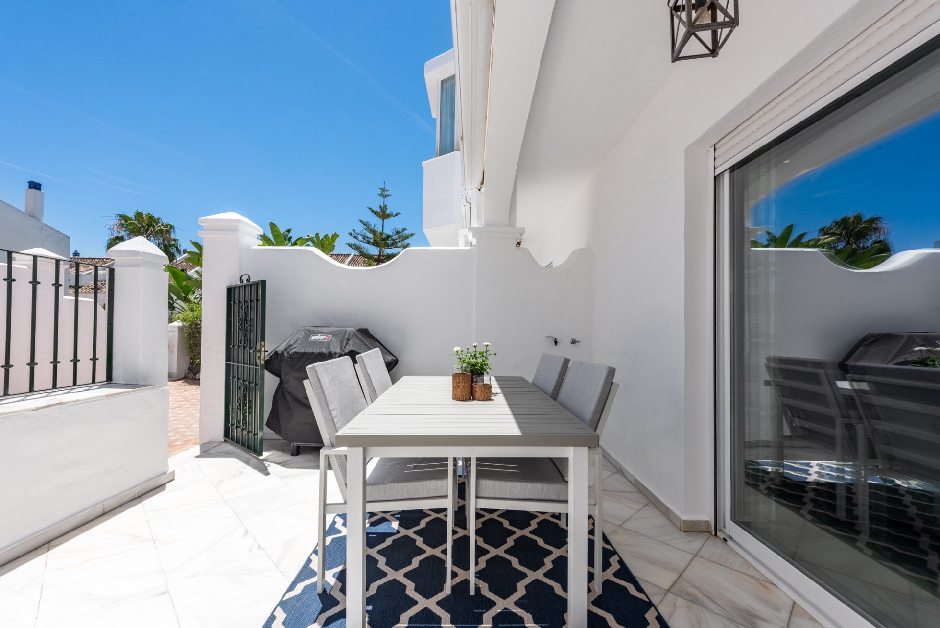 luxo-estate-6 Marbella Golden Mile Marbella townhouse 3 Bedrooms