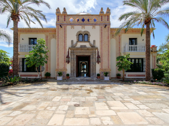 Marbella villa 6 Bedrooms
